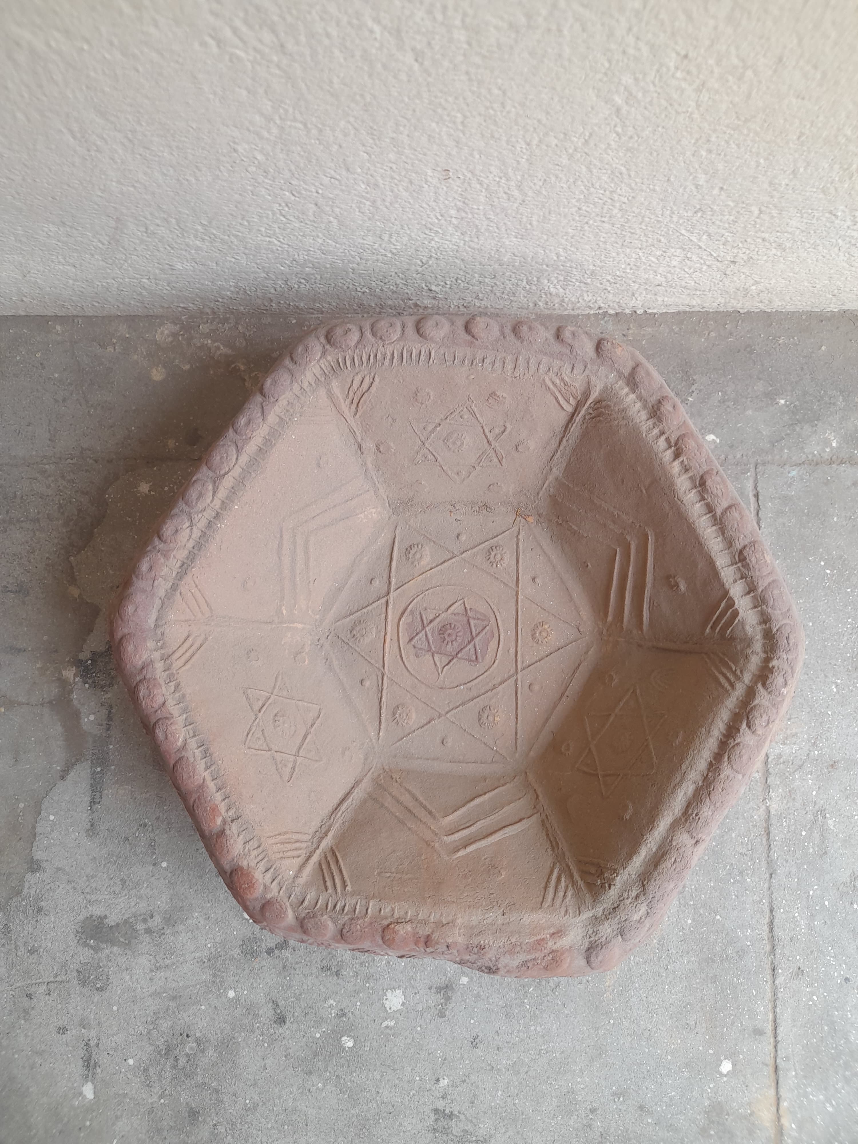 Makal (Traditional Vessel)